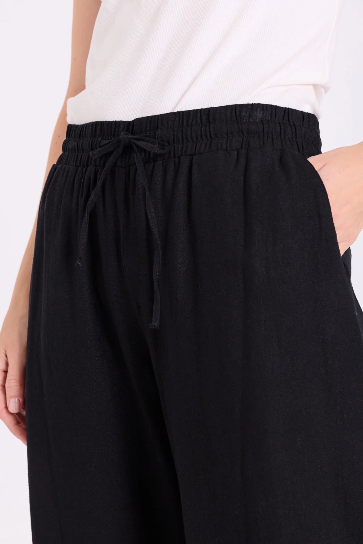 Freequent naisten housut Lava Ankle Pant, musta