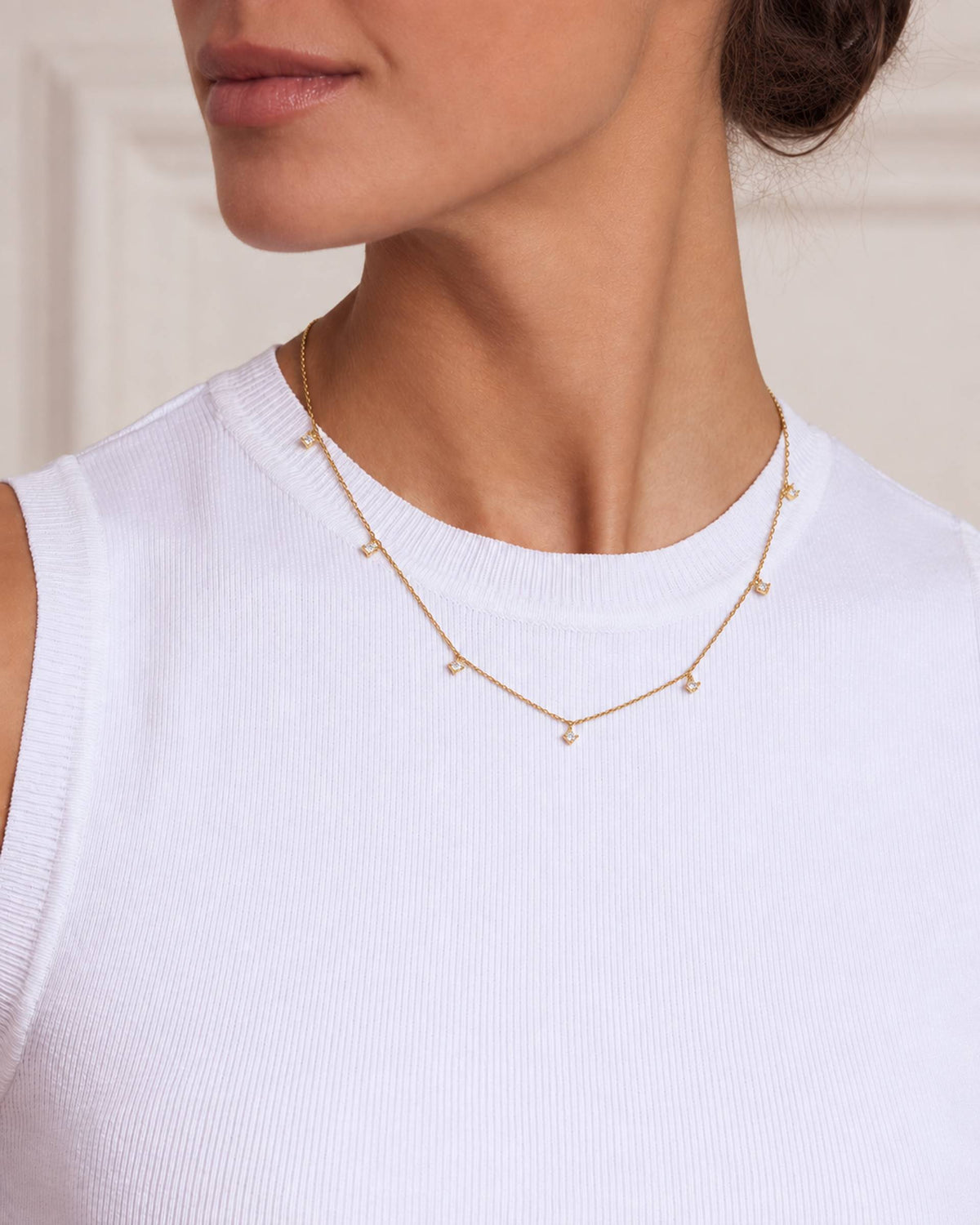 Edblad kaulakoru Petite Necklace Multi, Gold pleated