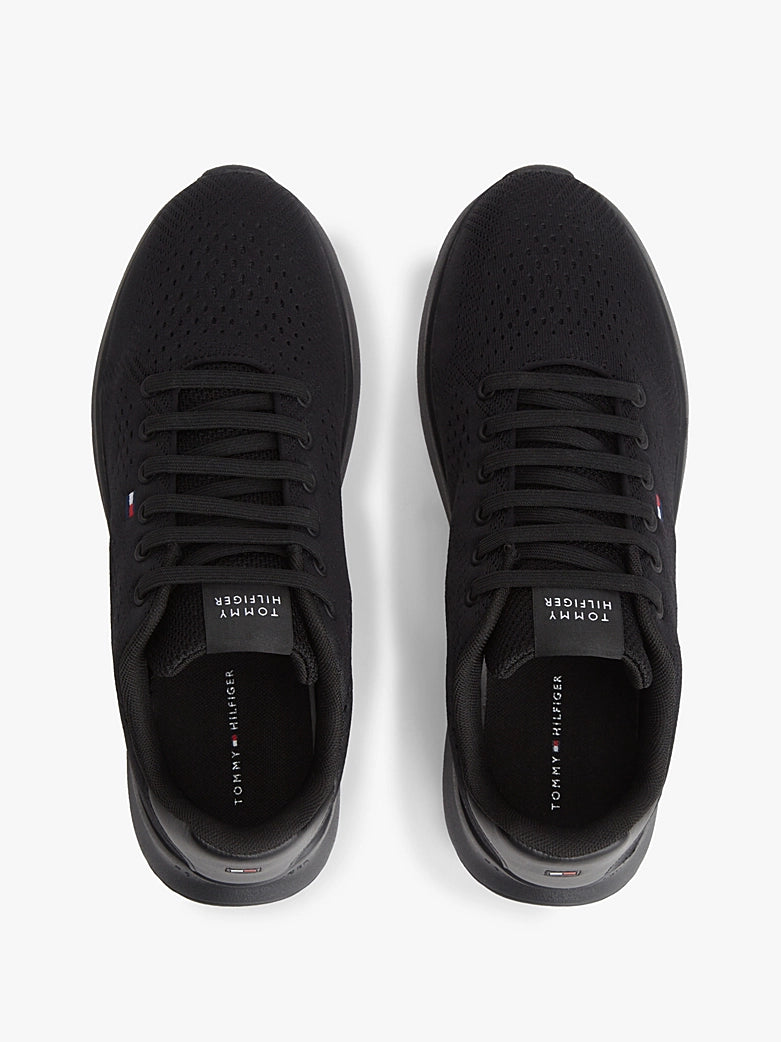 Tommy Hilfiger miesten tennarit Lightweight Runner Knit, musta
