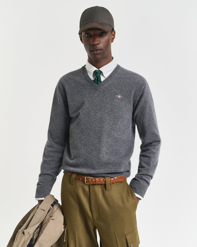 Gant miesten neulepusero Superfine Lambswool V-Neck, tummanharmaa