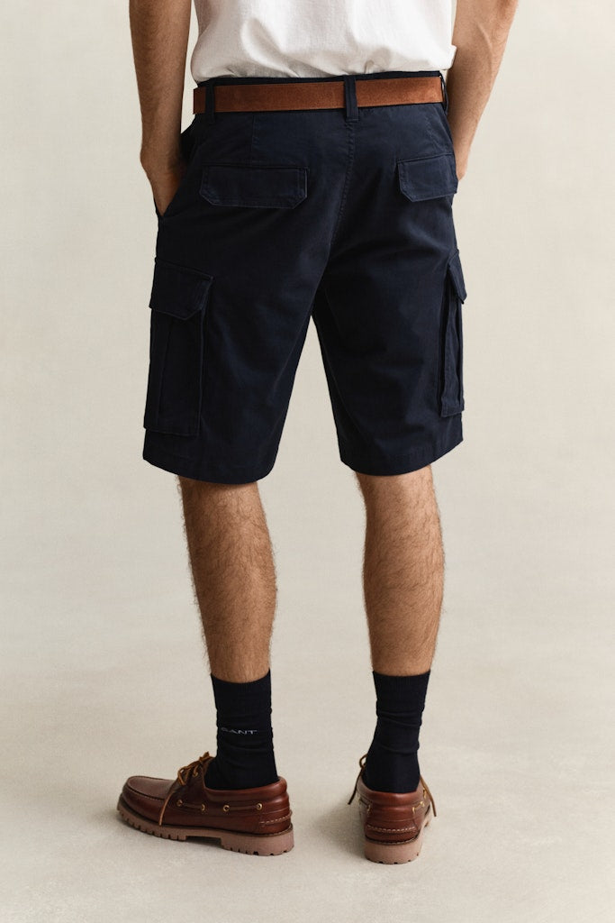 Gant miesten cargo-shortsit Regular Classic Cargo, tummansininen