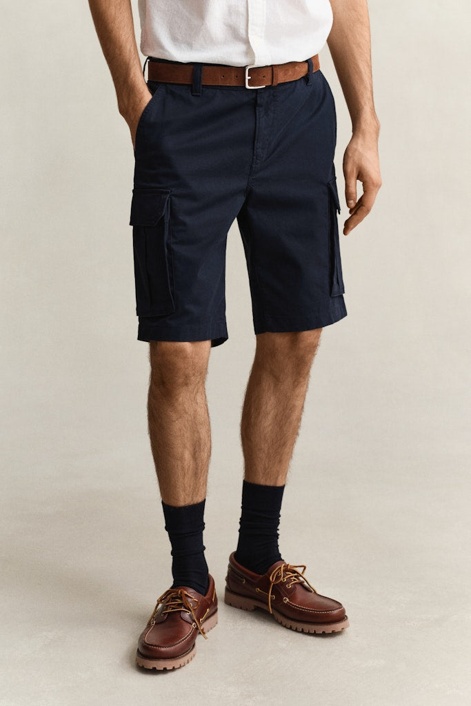 Gant miesten cargo-shortsit Regular Classic Cargo, tummansininen