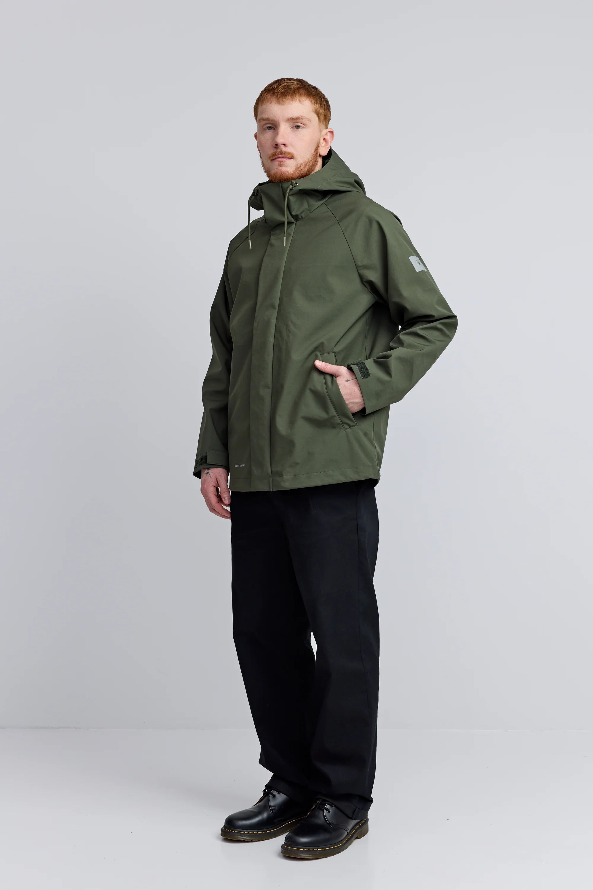 Makia miesten takki Irvine Jacket, tummanvihreä