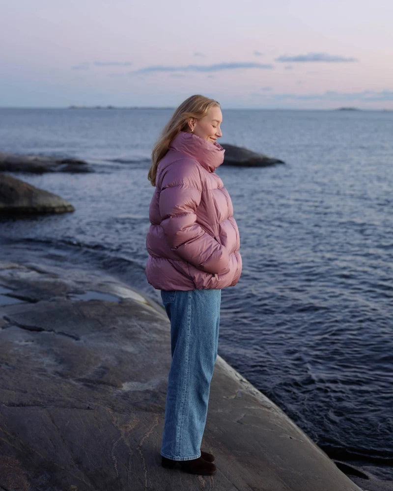 Joutsen naisten untuvatakki Hulda, violetti