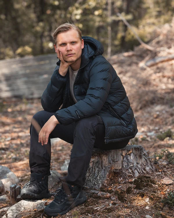 Joutsen miesten kevytuntuvatakki Ruska, musta