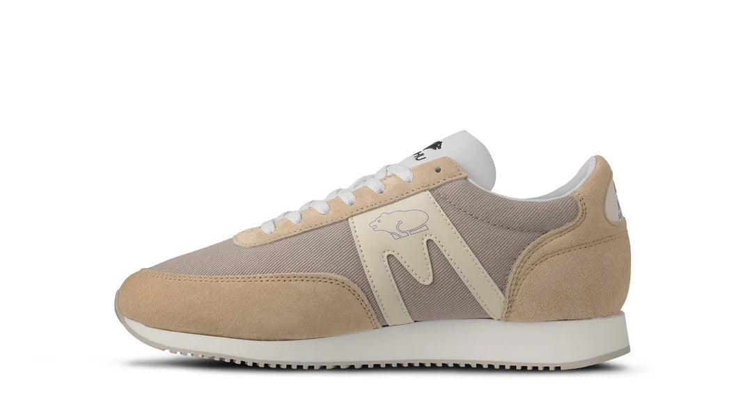 Karhu unisex tennarit Albatross 82 Sneaker, beige