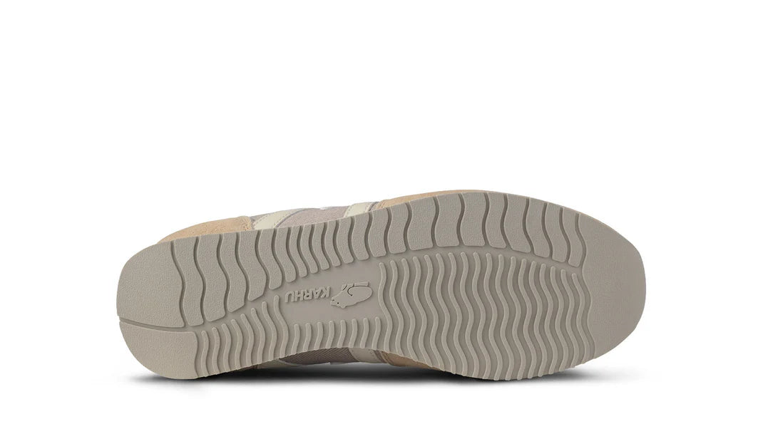 Karhu unisex tennarit Albatross 82 Sneaker, beige
