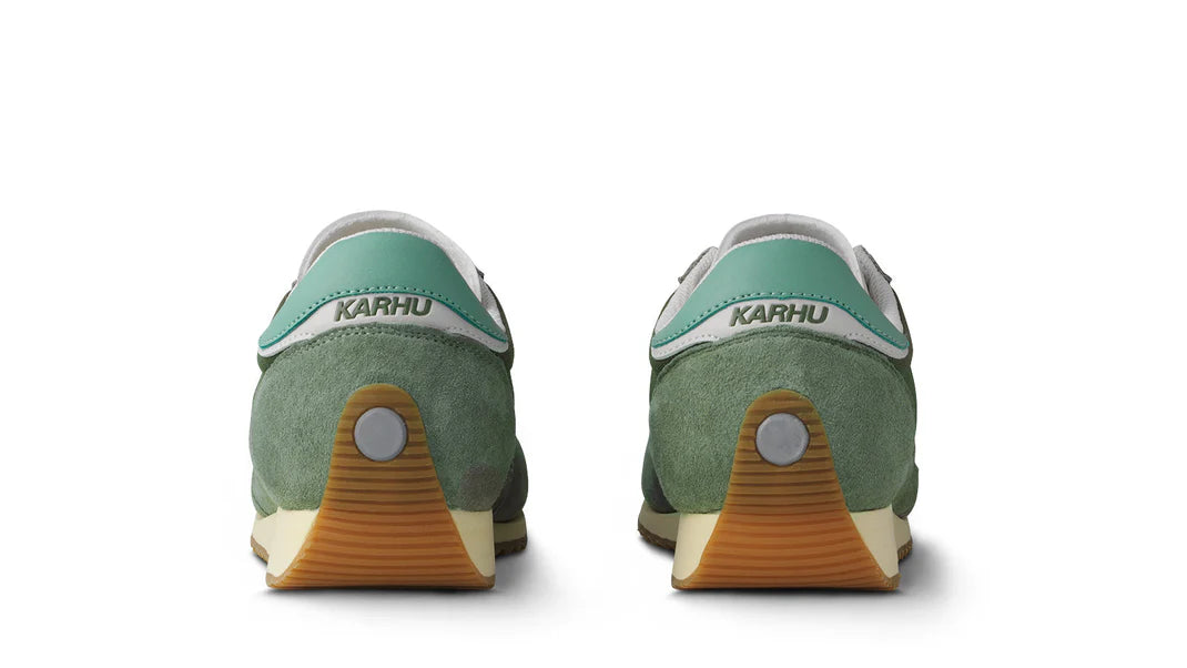 Karhu unisex tennari Mestari Sneaker, omenanvihreä