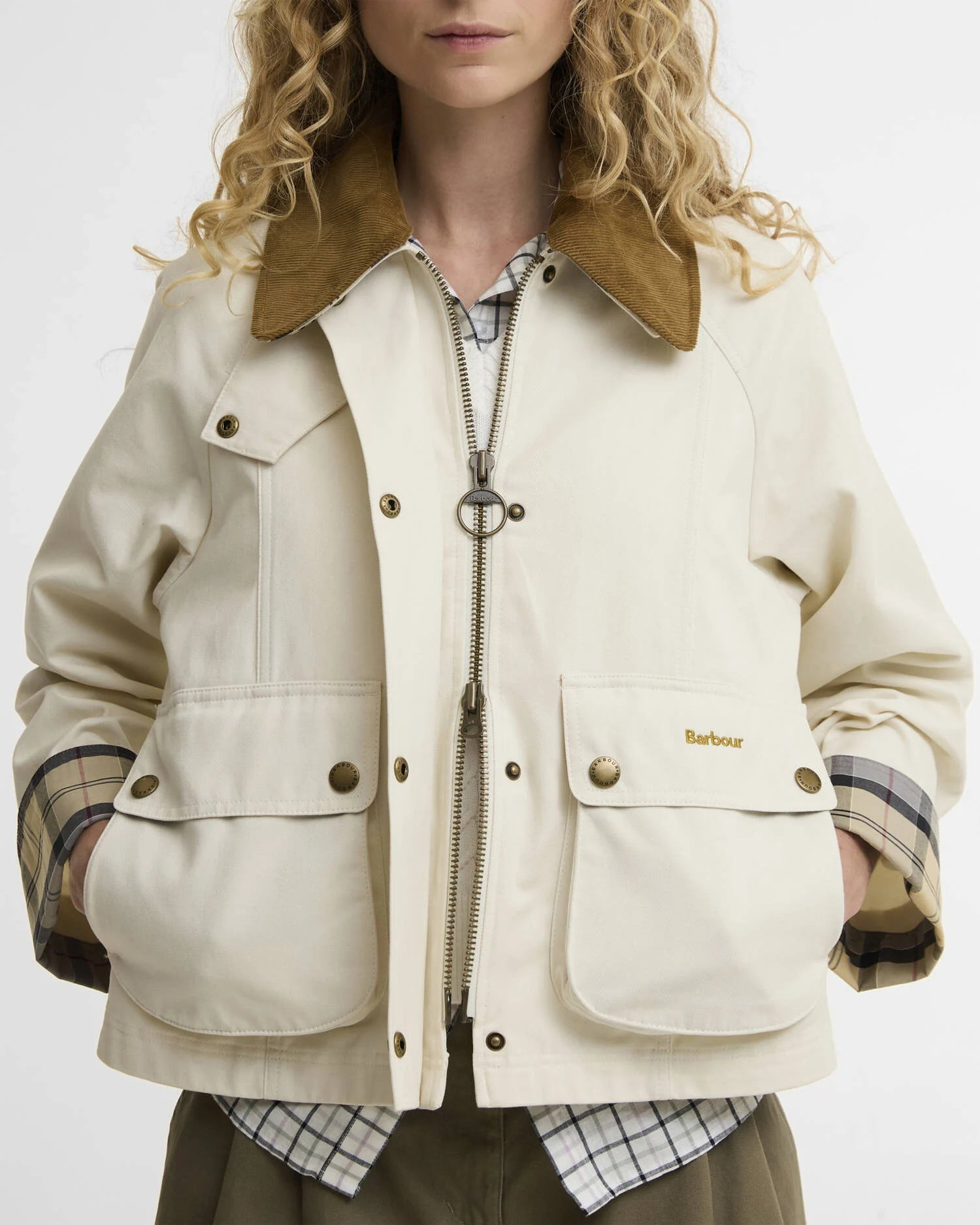 Barbour naisten takki Barbour Crop Beadnell Jacket, luonnonvalkoinen