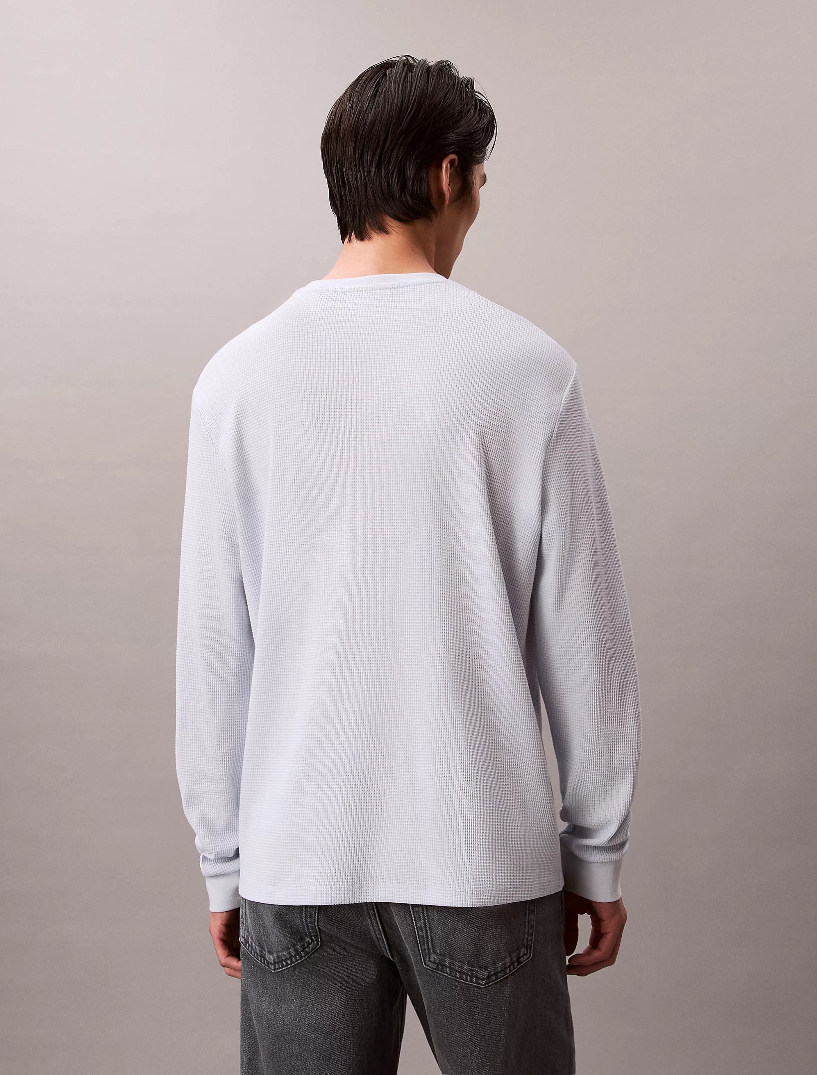Calvin Klein Jeans miesten pitkähihainen paita LS Waffle Badge Crenwnk Tee, vaaleansininen