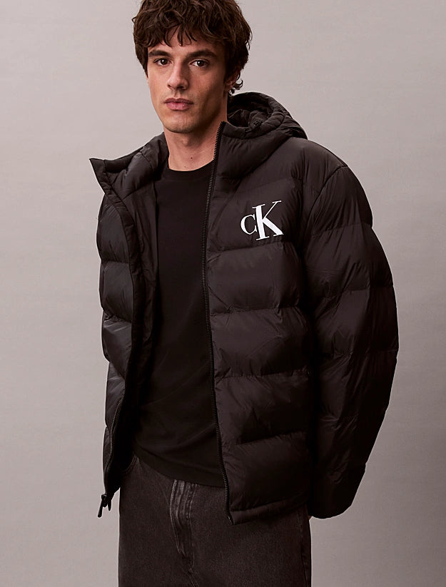 Calvin Klein Jeans miesten Puffertakki, LS NYLON MONOGRAM PUFFER JACKET Musta