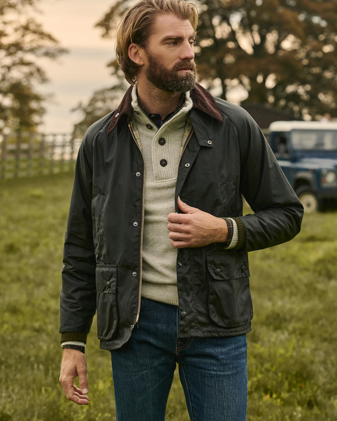 Barbour miesten takki Classic Beaufort Wax Jacket, tumma oliivi