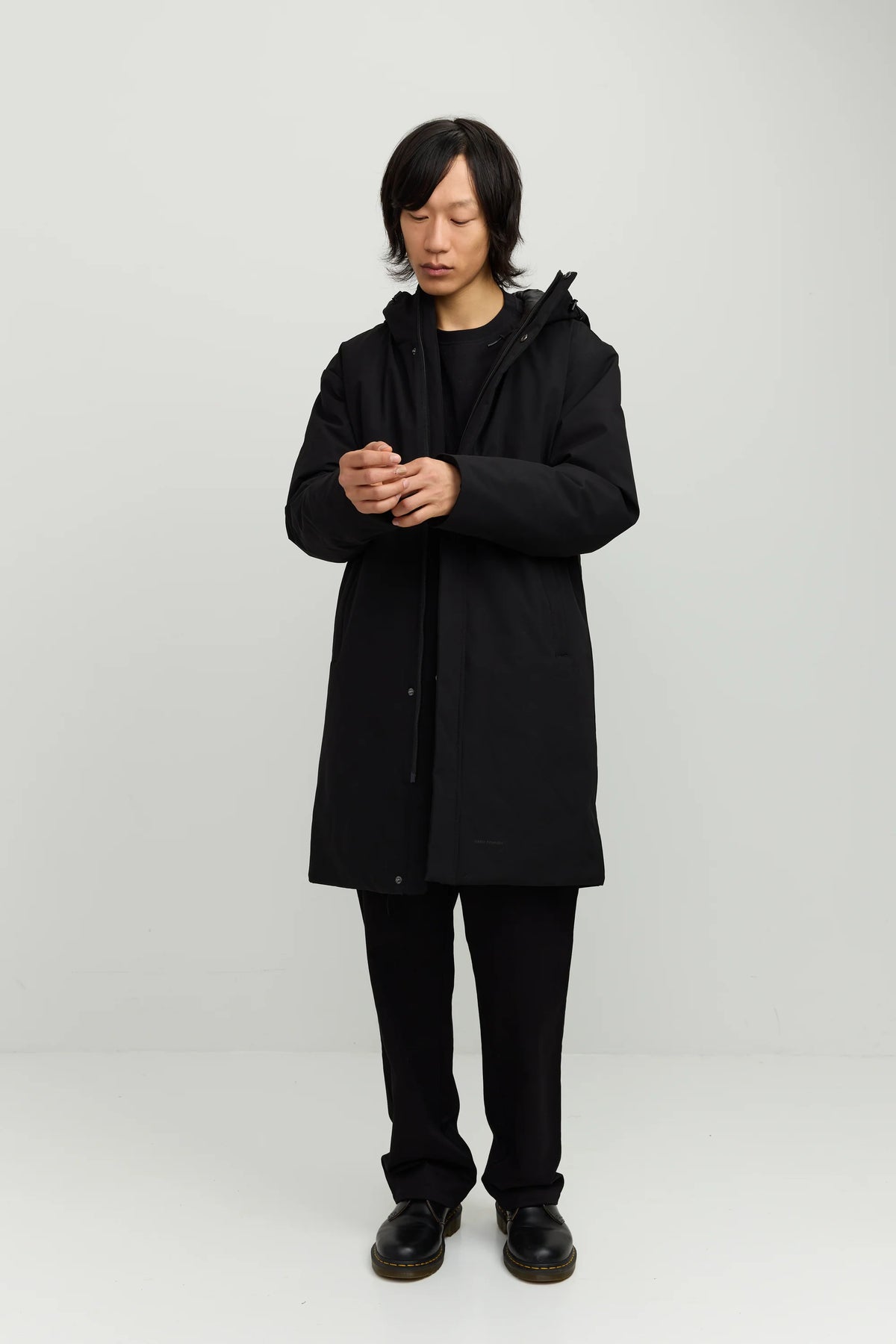 Makia miesten takki Form Jacket, musta
