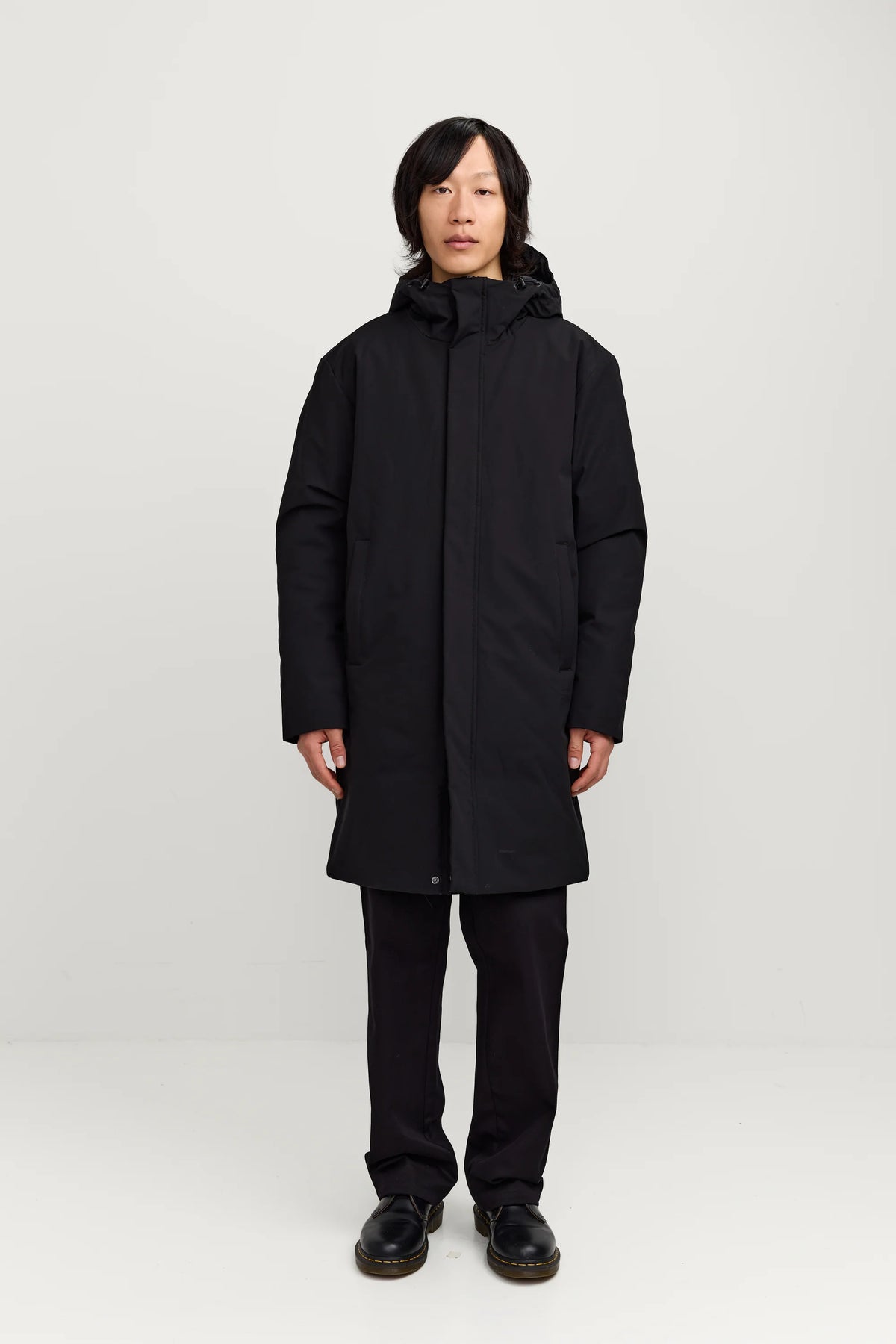 Makia miesten takki Form Jacket, musta