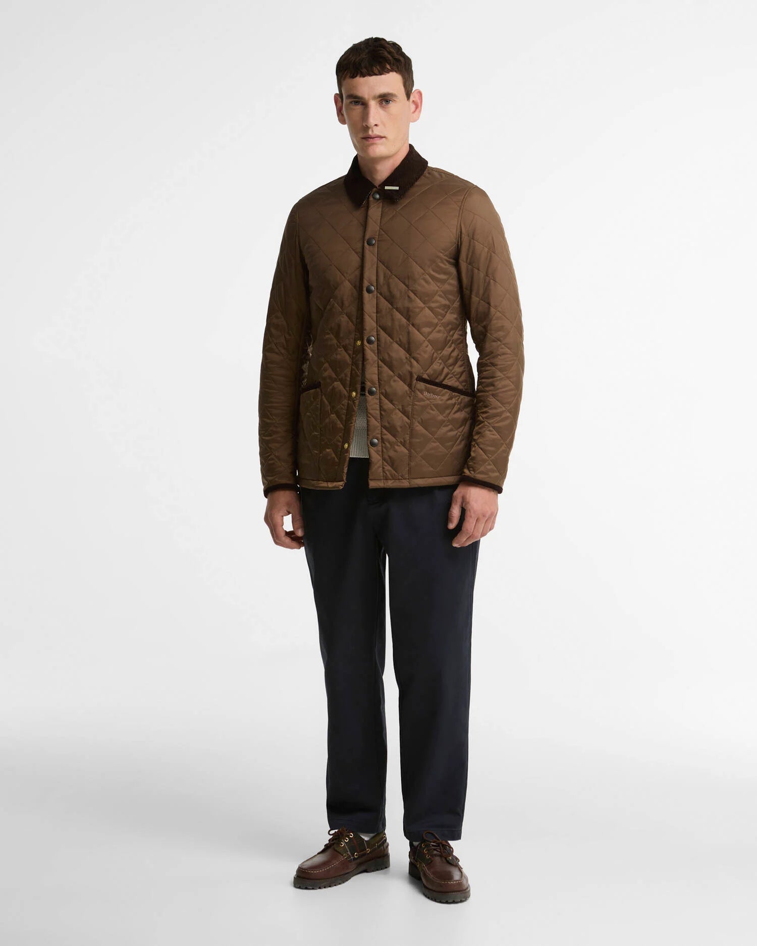 Barbour miesten tikkitakki Icons Heritage Quilted Jacket, Keskiruskea