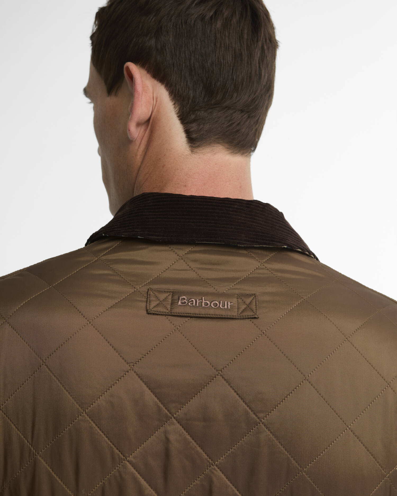 Barbour miesten tikkitakki Icons Heritage Quilted Jacket, Keskiruskea