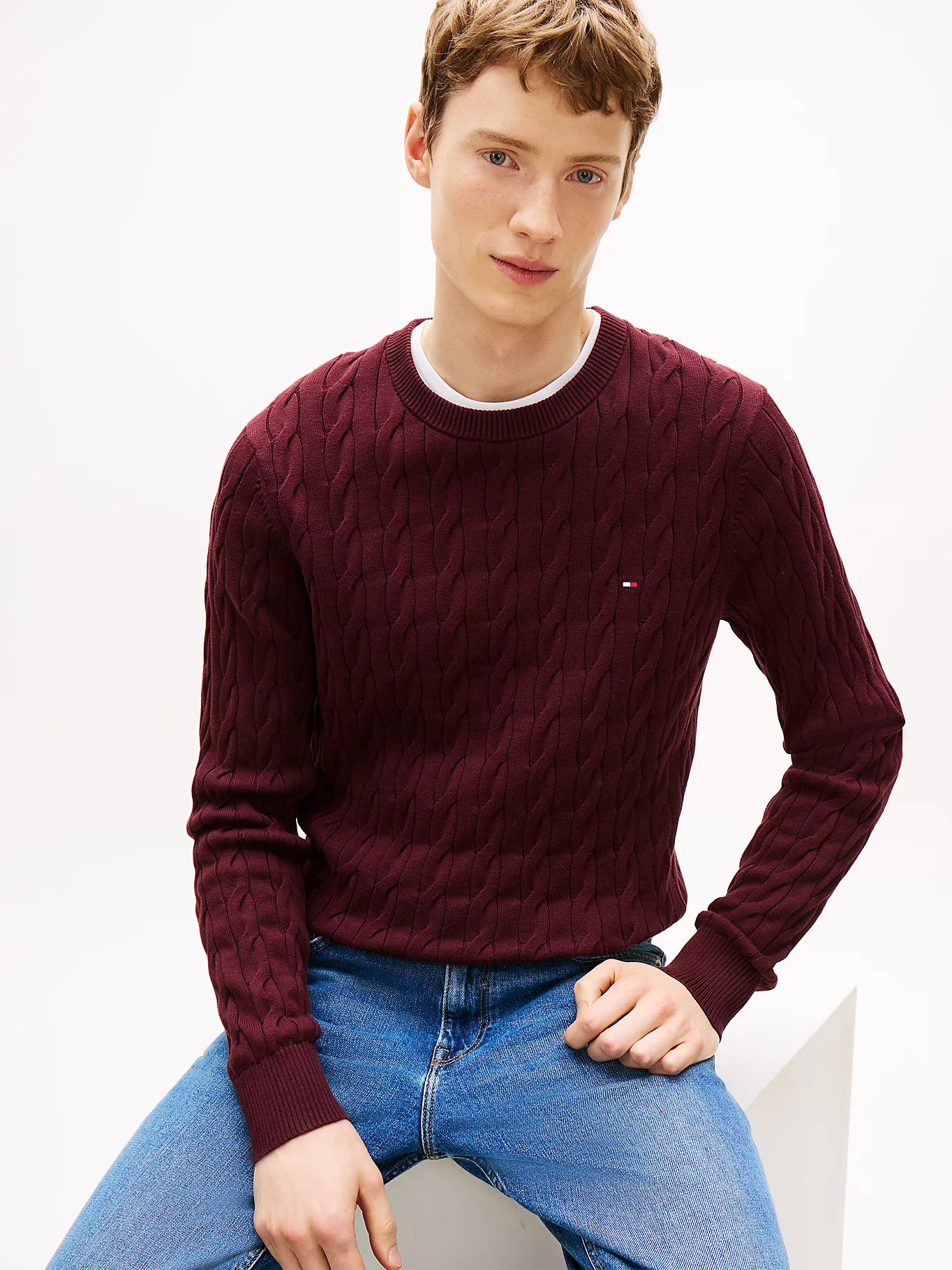 Tommy Hilfiger miesten neulepaita Classic Cotton Cable Crew Neck, viininpunainen