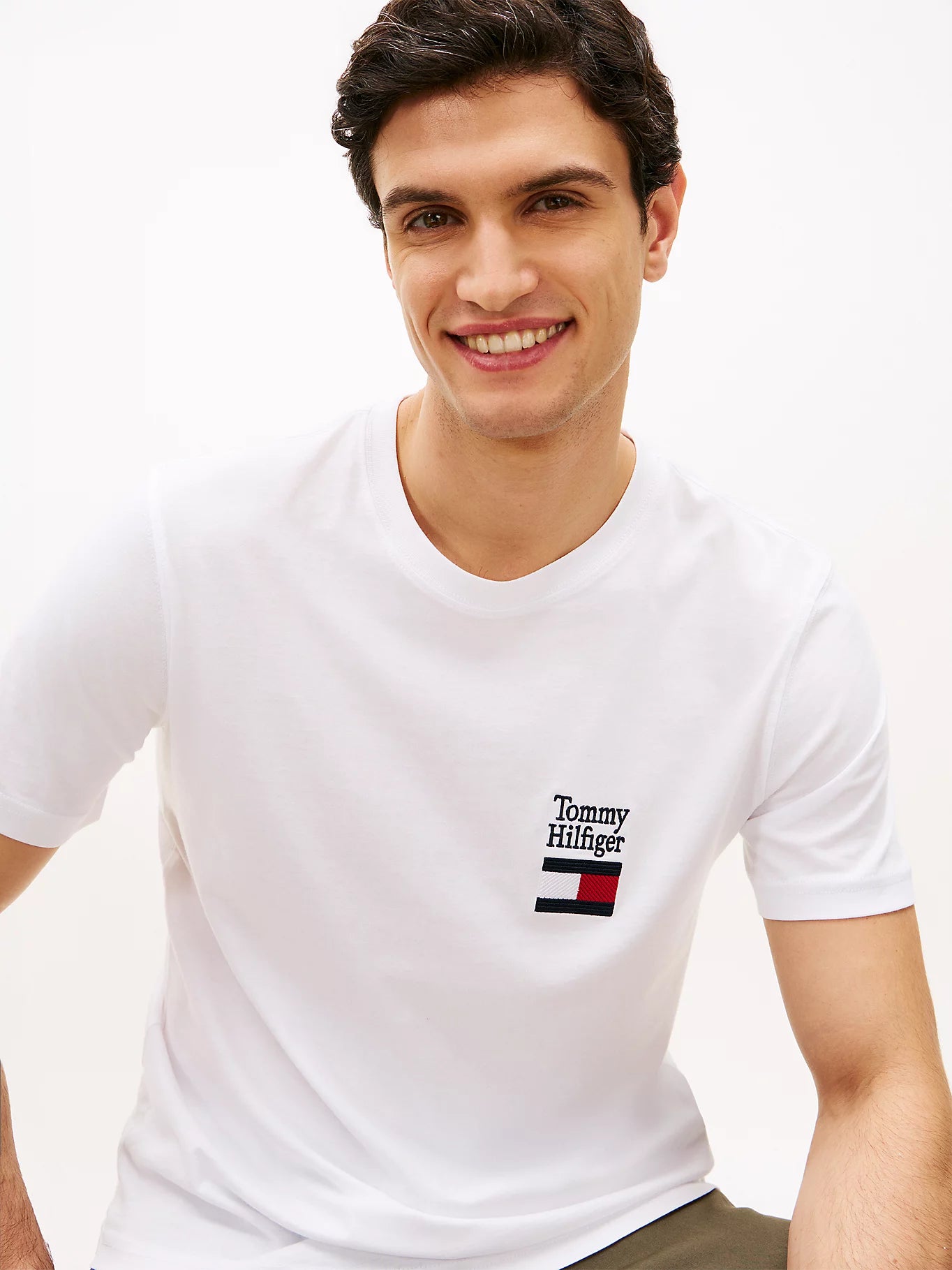 Tommy Hilfiger miesten T-paita Brand Love Text Stack Tee, valkoinen