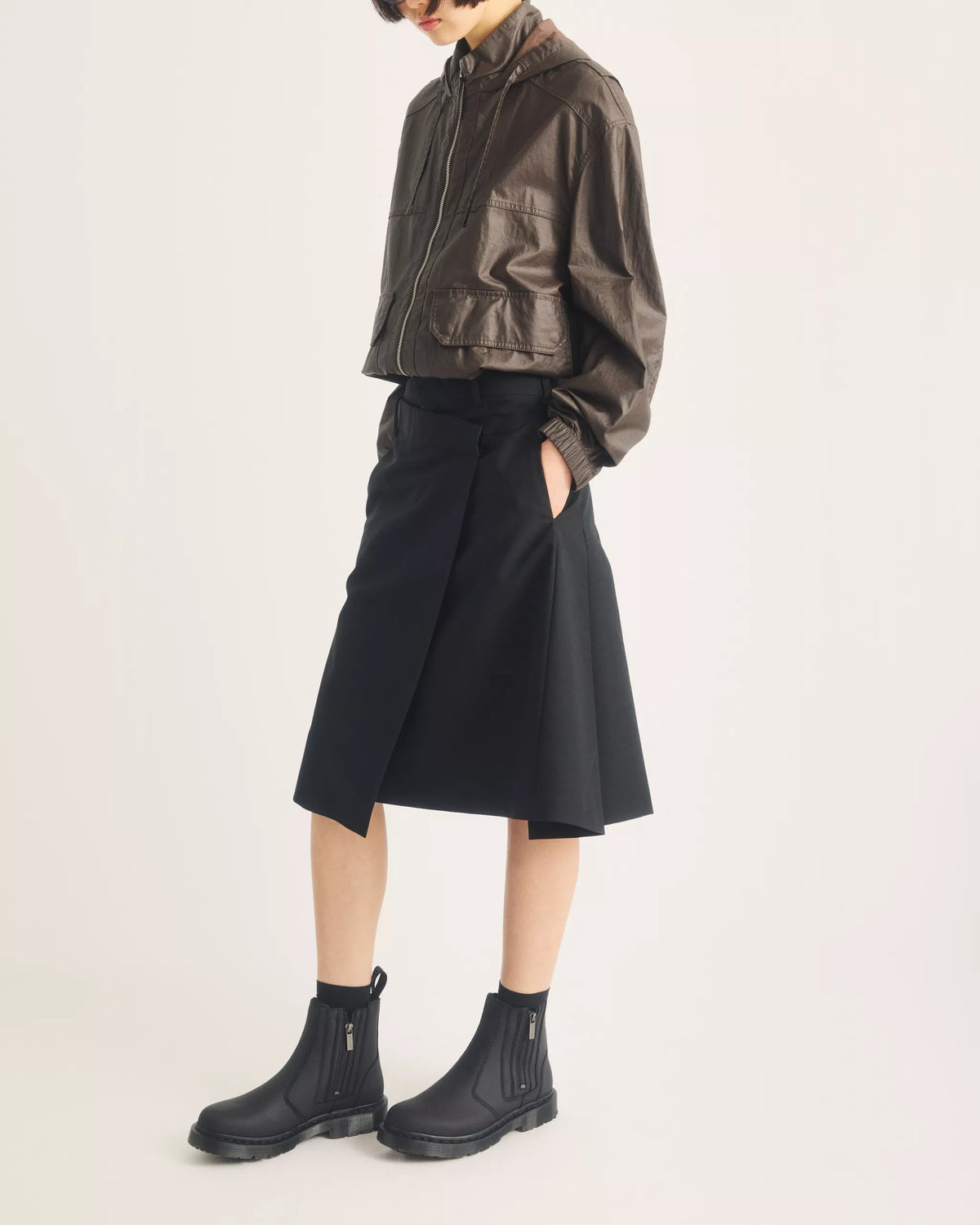 Dr. Martens naisten nilkkurit 2976 Alyson DM's Wintergrip Chelsea Boots, musta