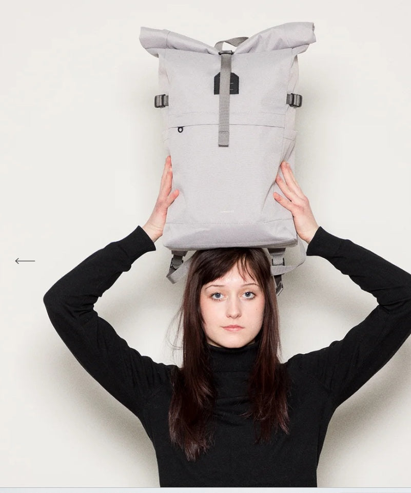 Sandqvist reppu Icon Rolltop Backpack 14'', vaaleanharmaa