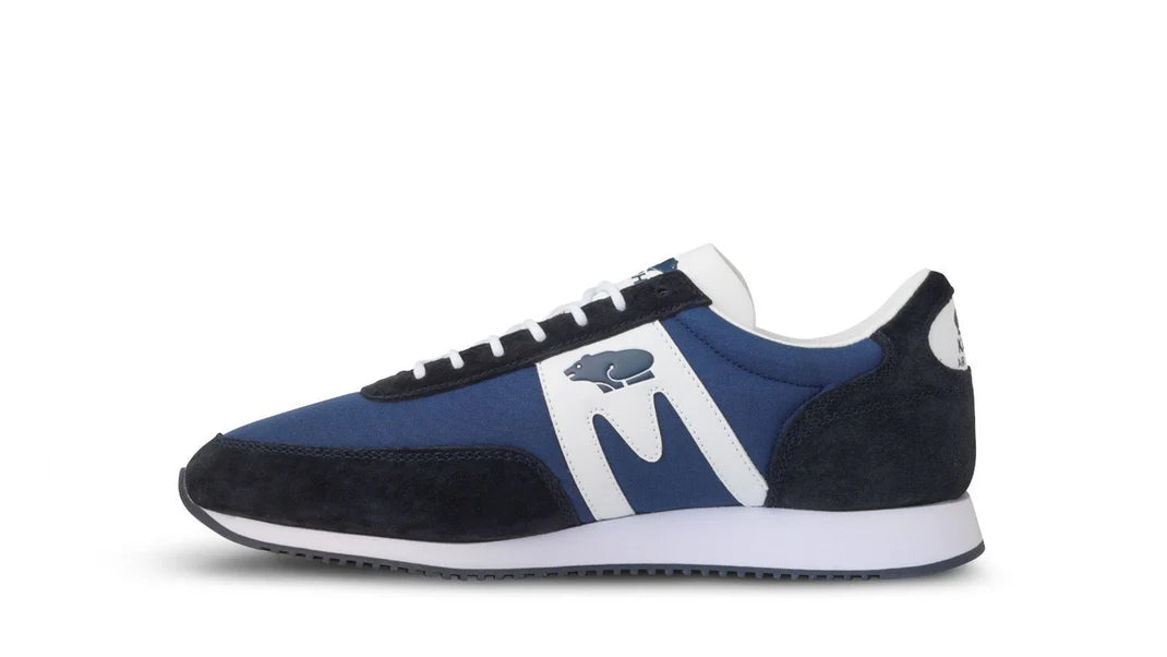Karhu miesten tennarit Albatross 82 Sneaker, tummansininen