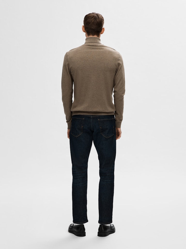 Selected Miesten Pooloneule Berg Roll Neck NOOS, Teak Melange