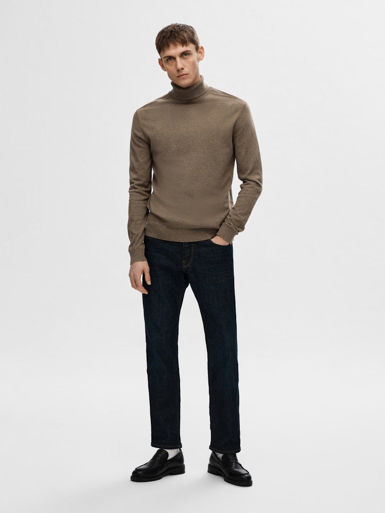 Selected Miesten Pooloneule Berg Roll Neck NOOS, Teak Melange