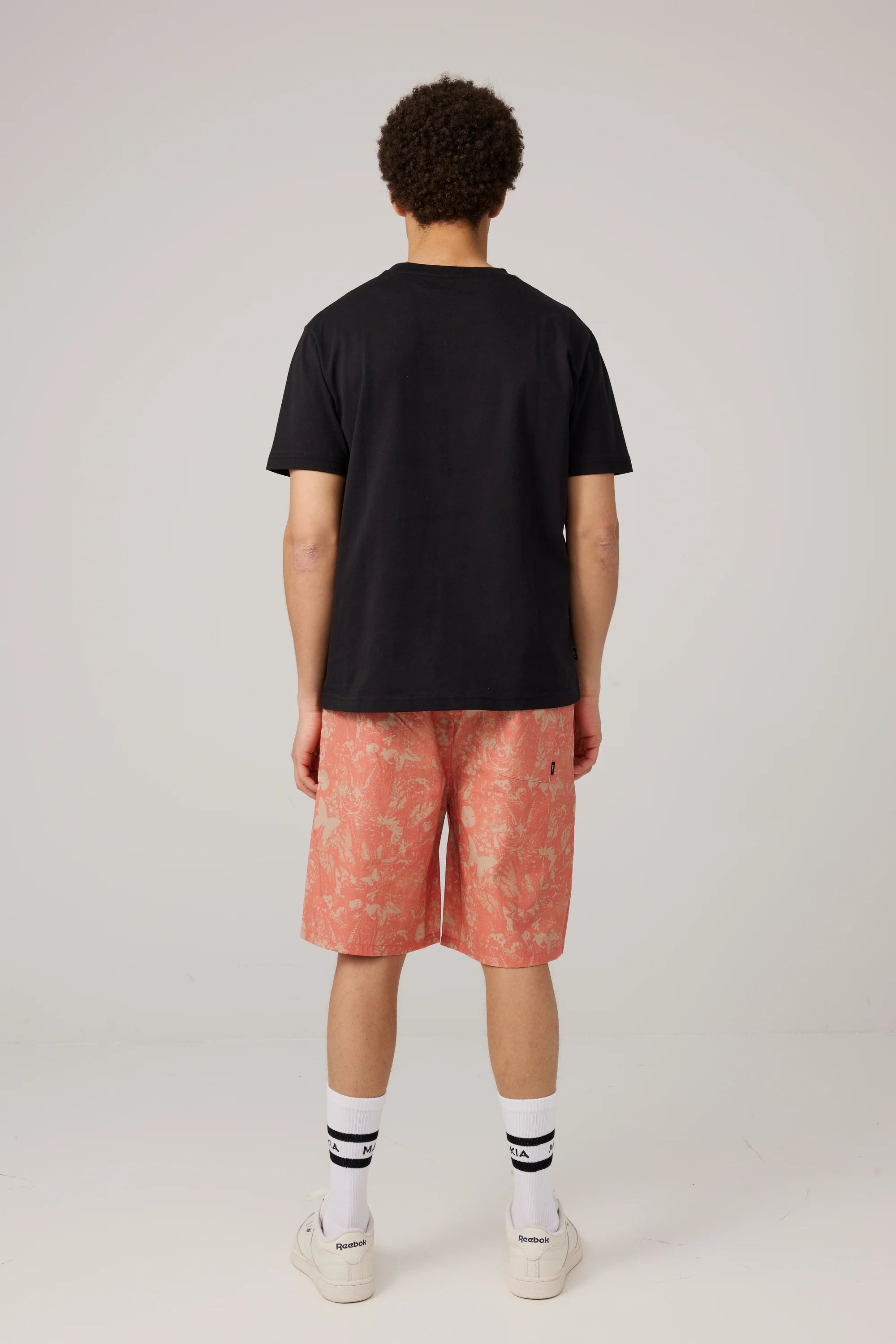 Makia miesten shortsit Papillon Shorts, kuosi punainen