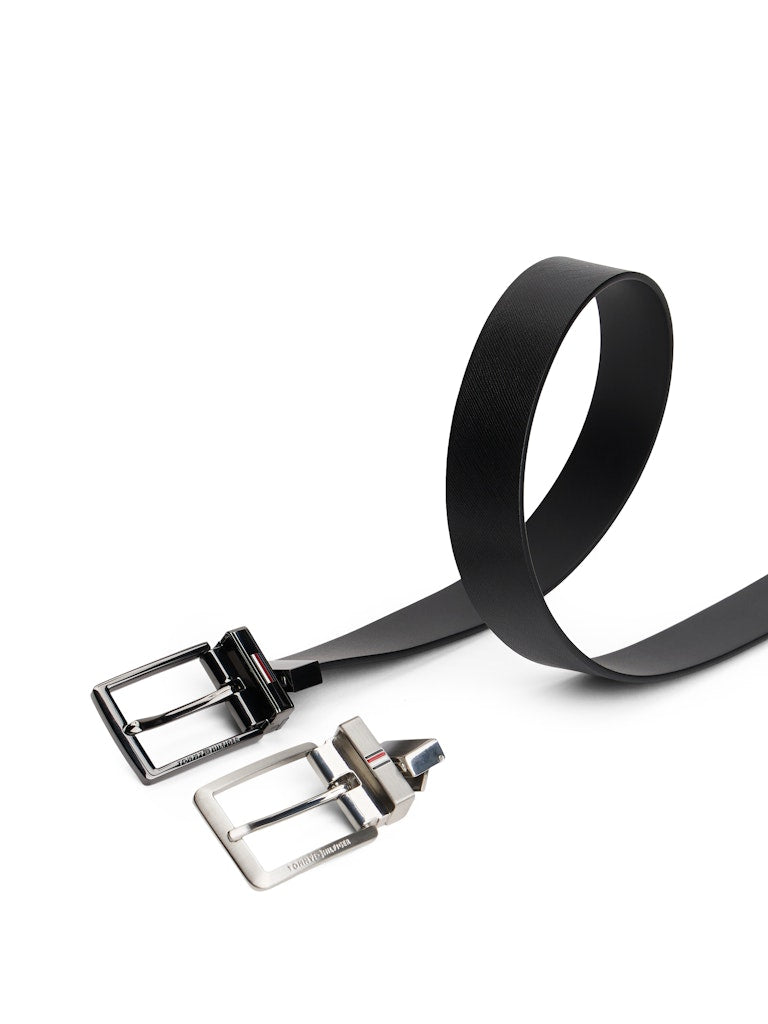 Tommy Hilfiger miesten kääntövyö lahjapaketissa, musta