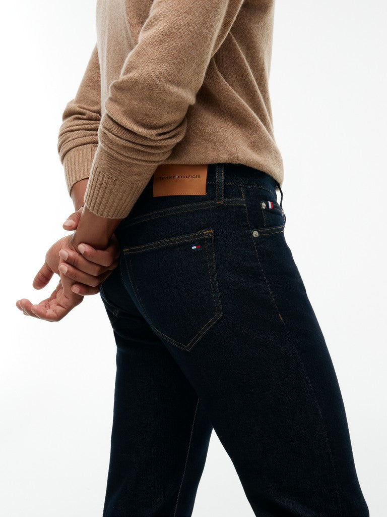 Tommy Hilfiger miesten suorat farkut Denton Ian Lux, indigo