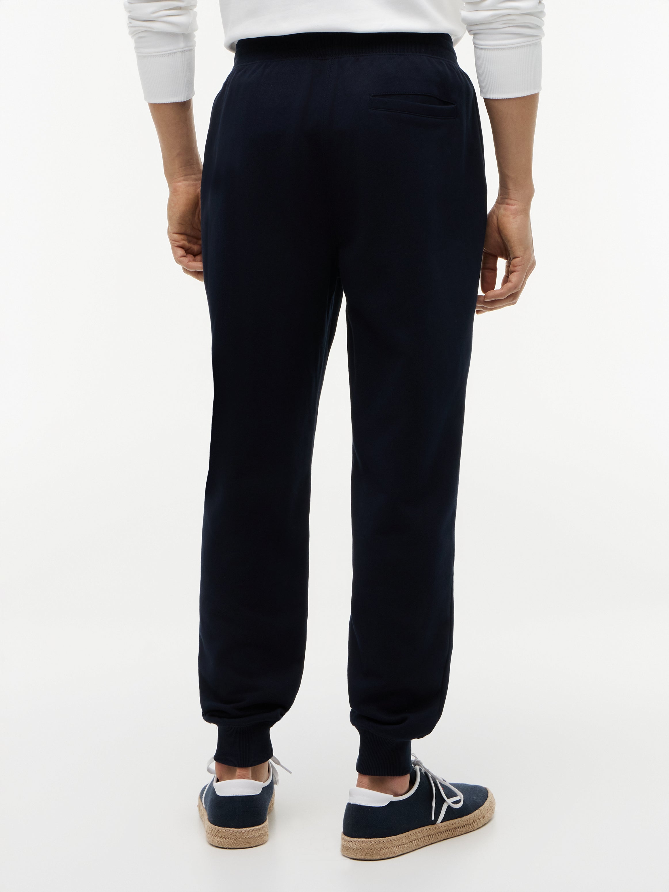 Tommy Hilfiger miesten collegehousut Essential Terry Sweatpant, tummansininen