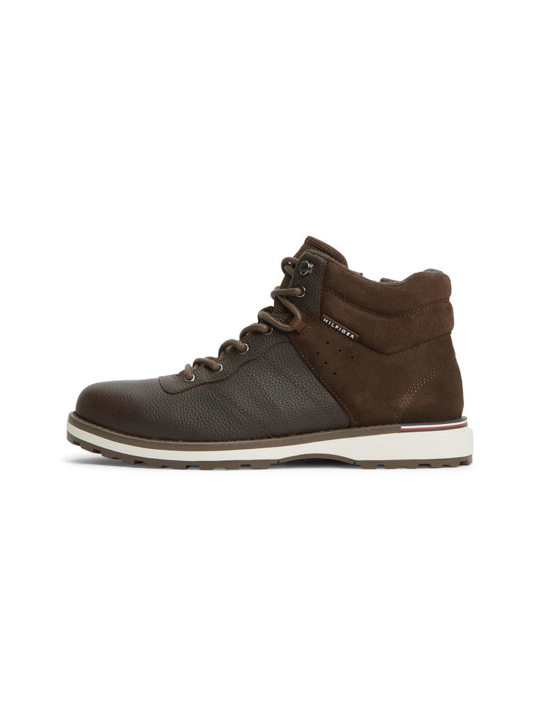 Tommy Hilfiger miesten kengät Outdoor Boot, tummanruskea
