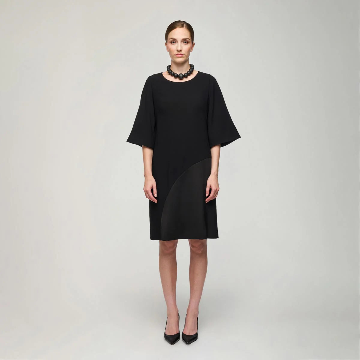 Aarikka naisten mekko Nova Utu, musta