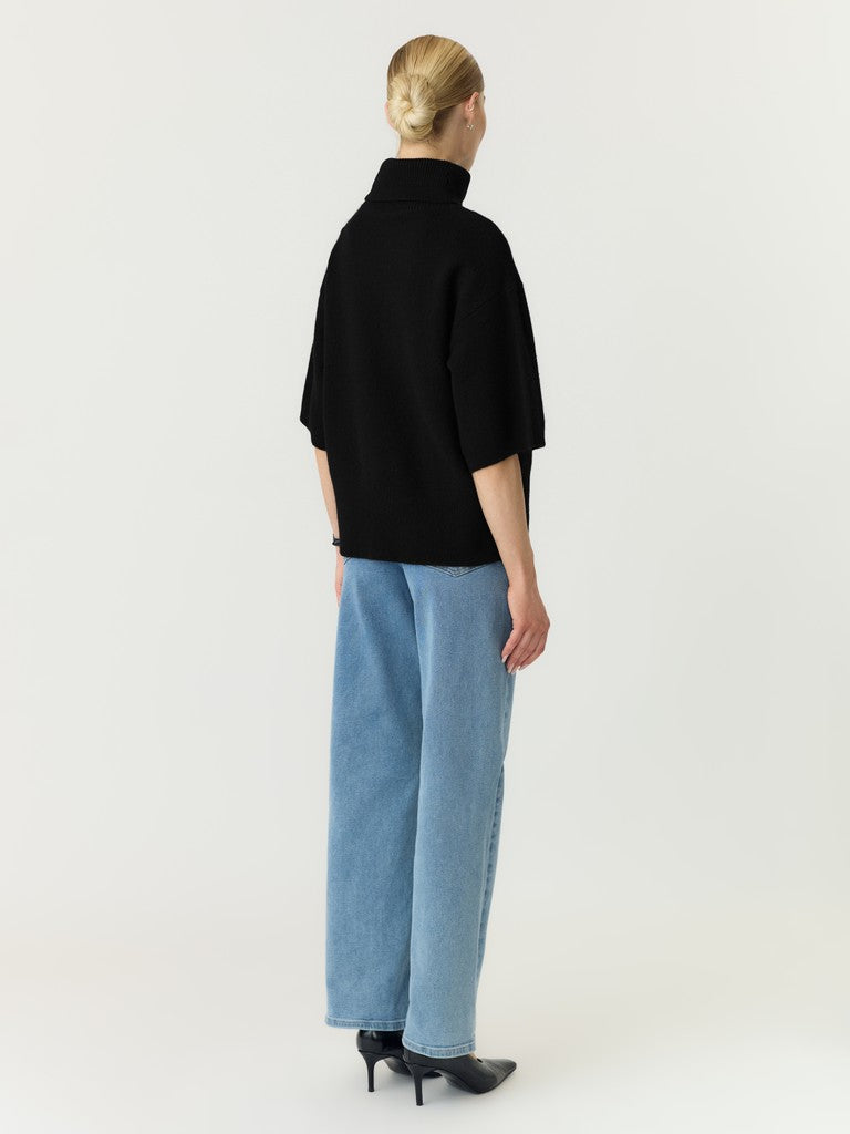 Y.A.S naisten neulepusero Yasemila, Black