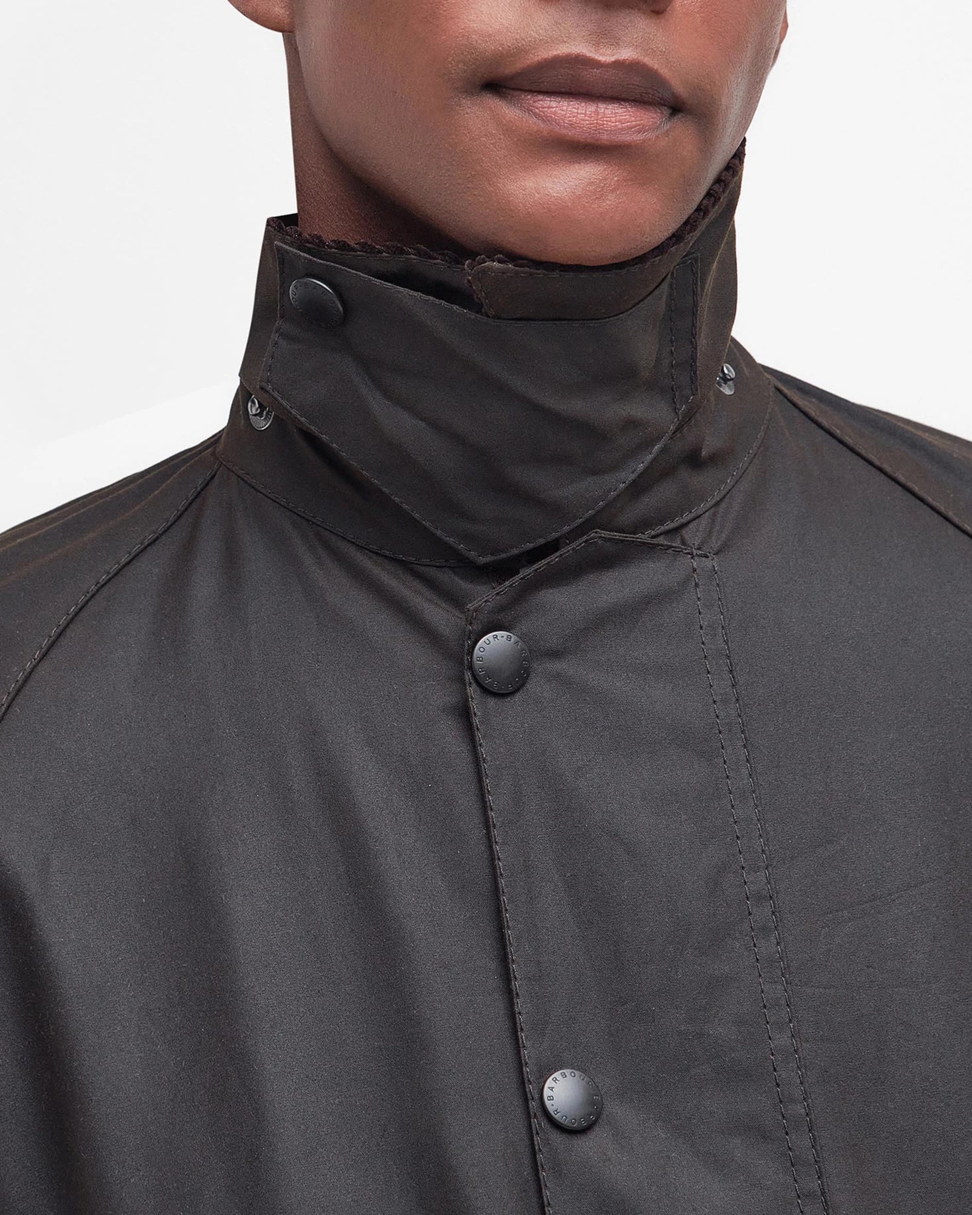 barbour-miesten-takki-classic-beaufort-wax-jacket-unisize-khaki-3