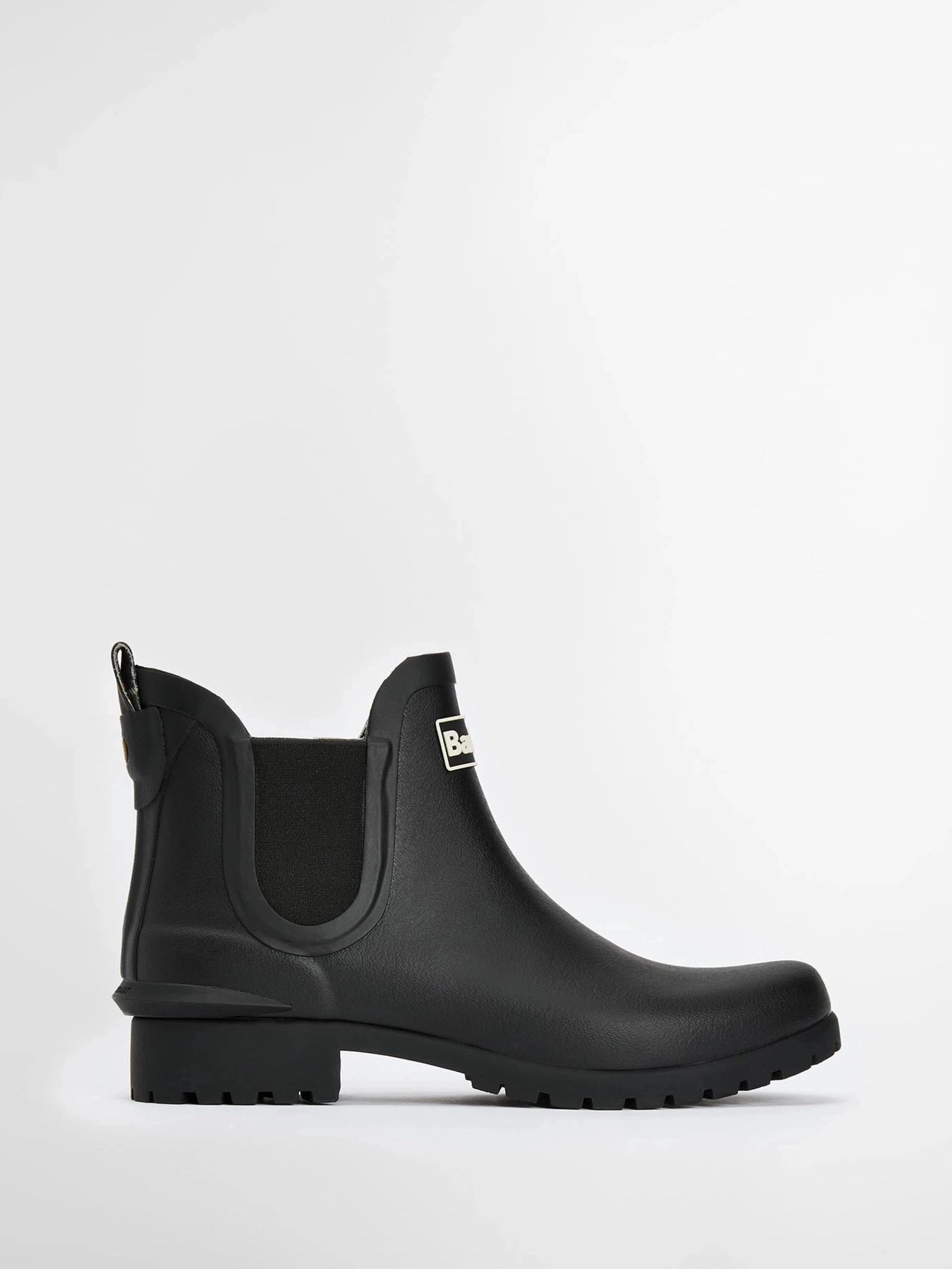 barbour-naisten-saappat-barbour-wilton-chelsea-welly-musta-1