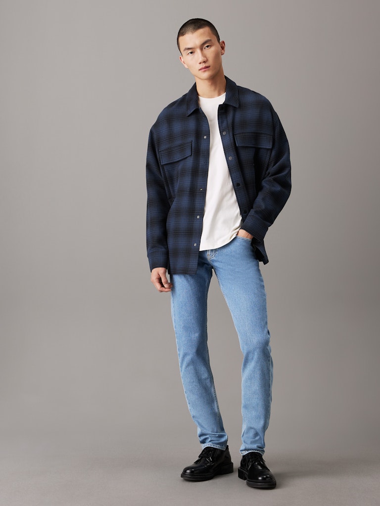 calvin-klein-jeans-miesten-farkut-vaaleansininen-3
