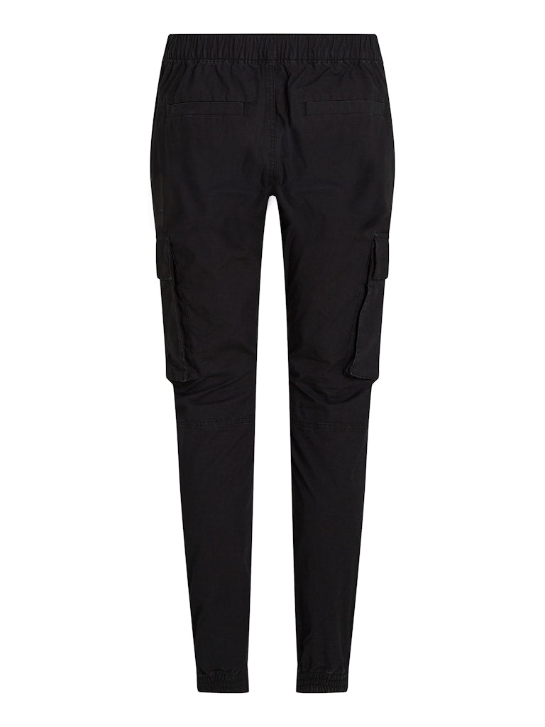 calvin-klein-jeans-miesten-housut-sknny-cargo-musta-6