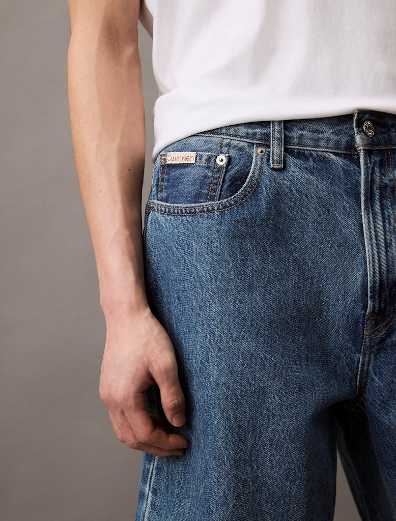 calvin-klein-jeans-miesten-shortsit-90s-mid-blue-stone-short-indigo-3