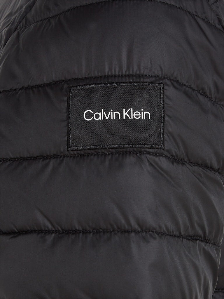 calvin-klein-jeans-miesten-untuvatakki-recycled-side-logo-jacket-nos-musta-5