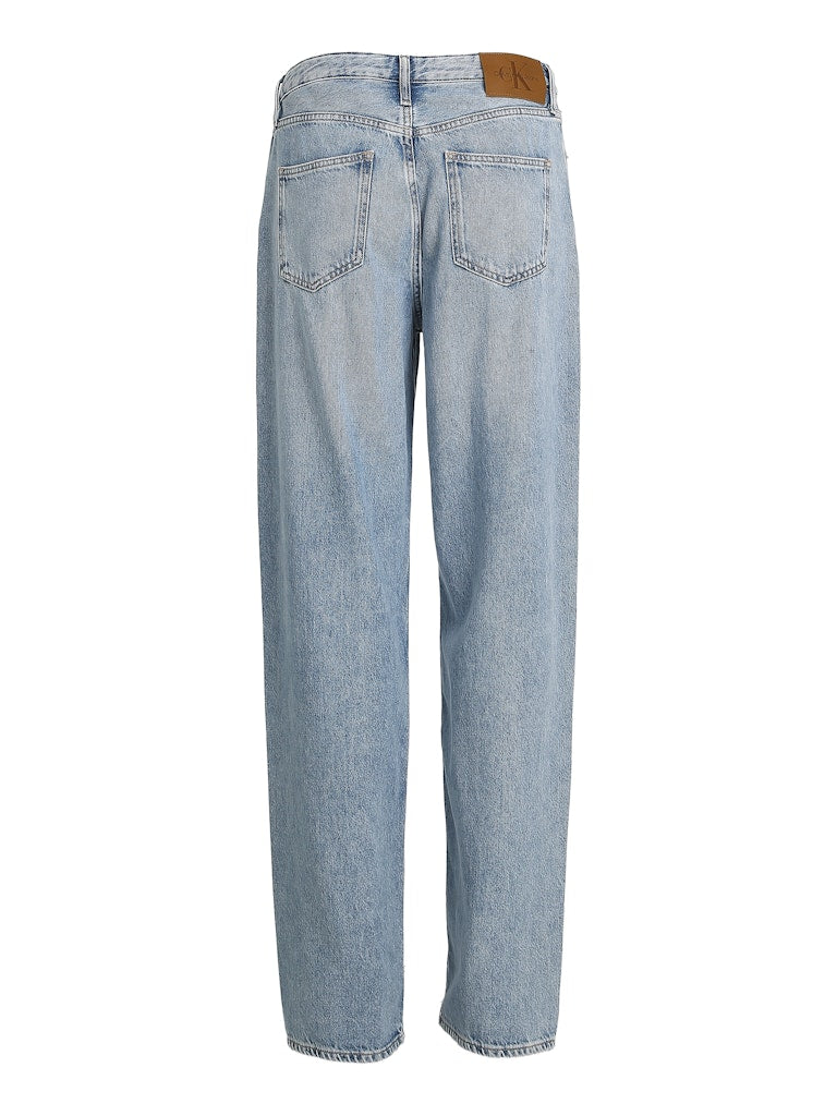 calvin-klein-jeans-naisten-farkut-90s-loose-vaaleansininen-6