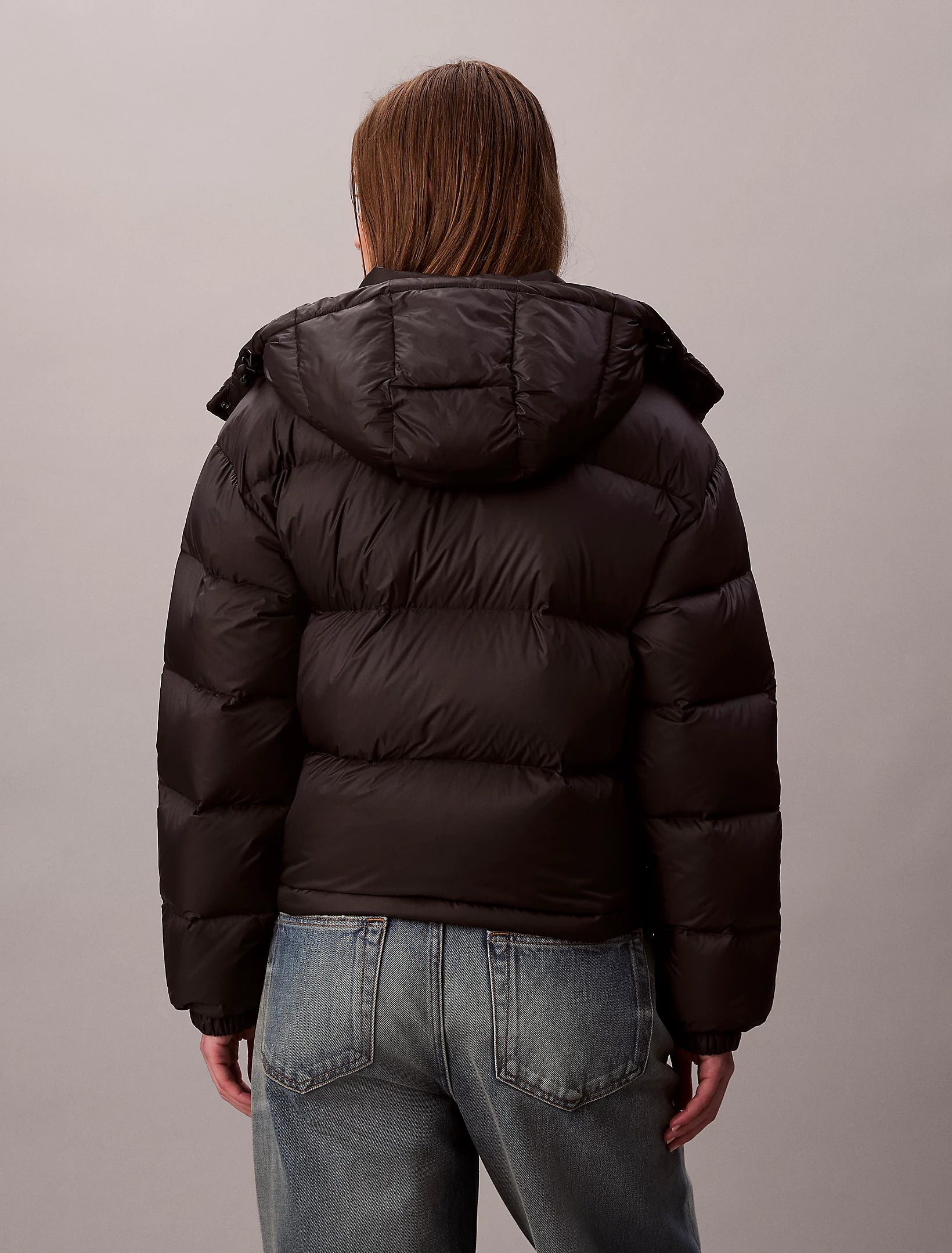 calvin-klein-jeans-naisten-untuvatakki-essential-midweight-puffer-jacket-musta-3