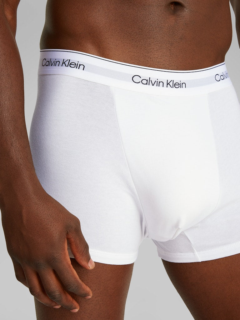 calvin-klein-miesten-bokserit-icon-cotton-trunk-3pk-white-valkoinen-4