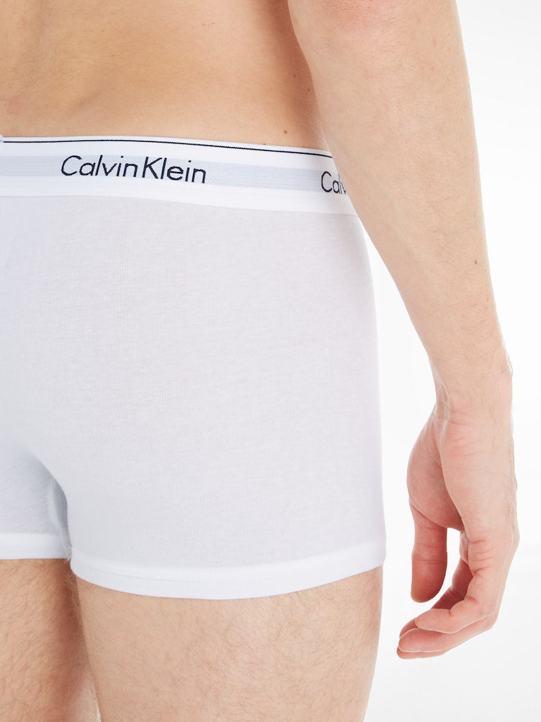 calvin-klein-miesten-bokserit-trunk-3pk-black-valkoinen-5