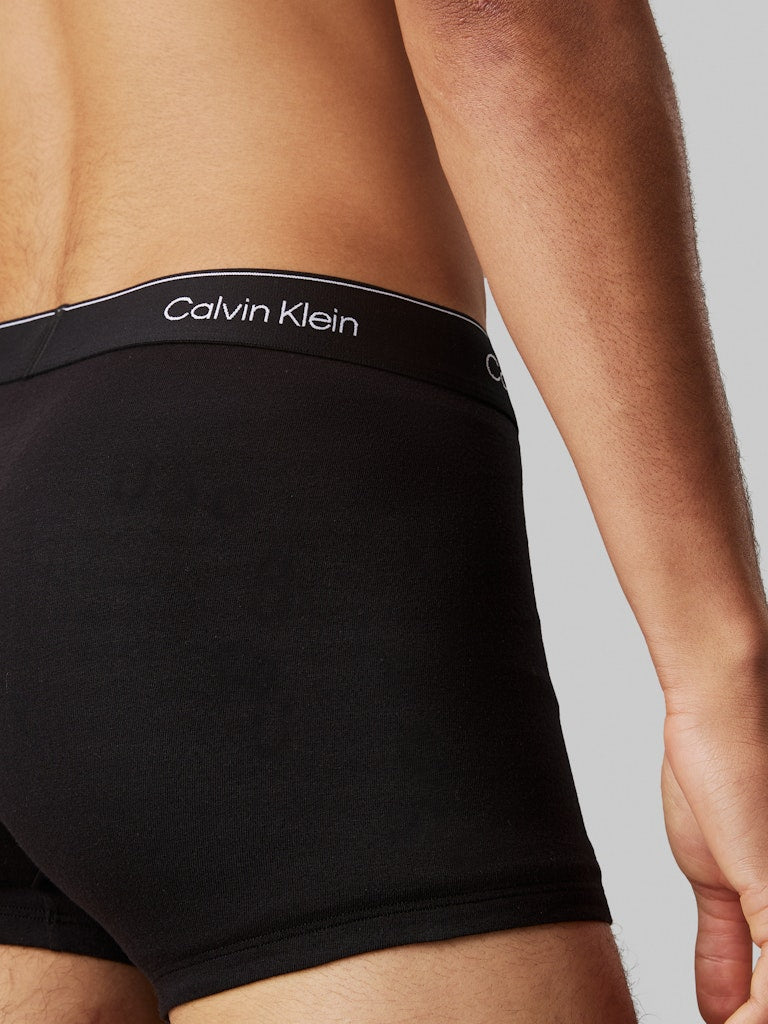 calvin-klein-miesten-bokserit-trunk-3pk-musta-4