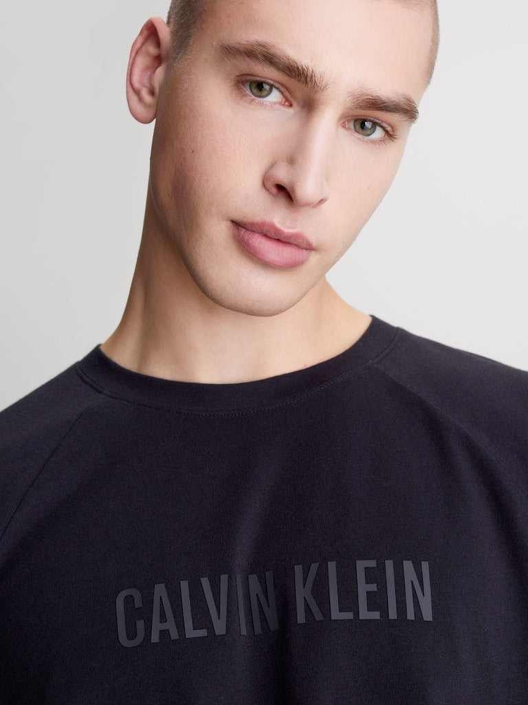 calvin-klein-miesten-collegepaita-l-s-sweatshirt-musta-4