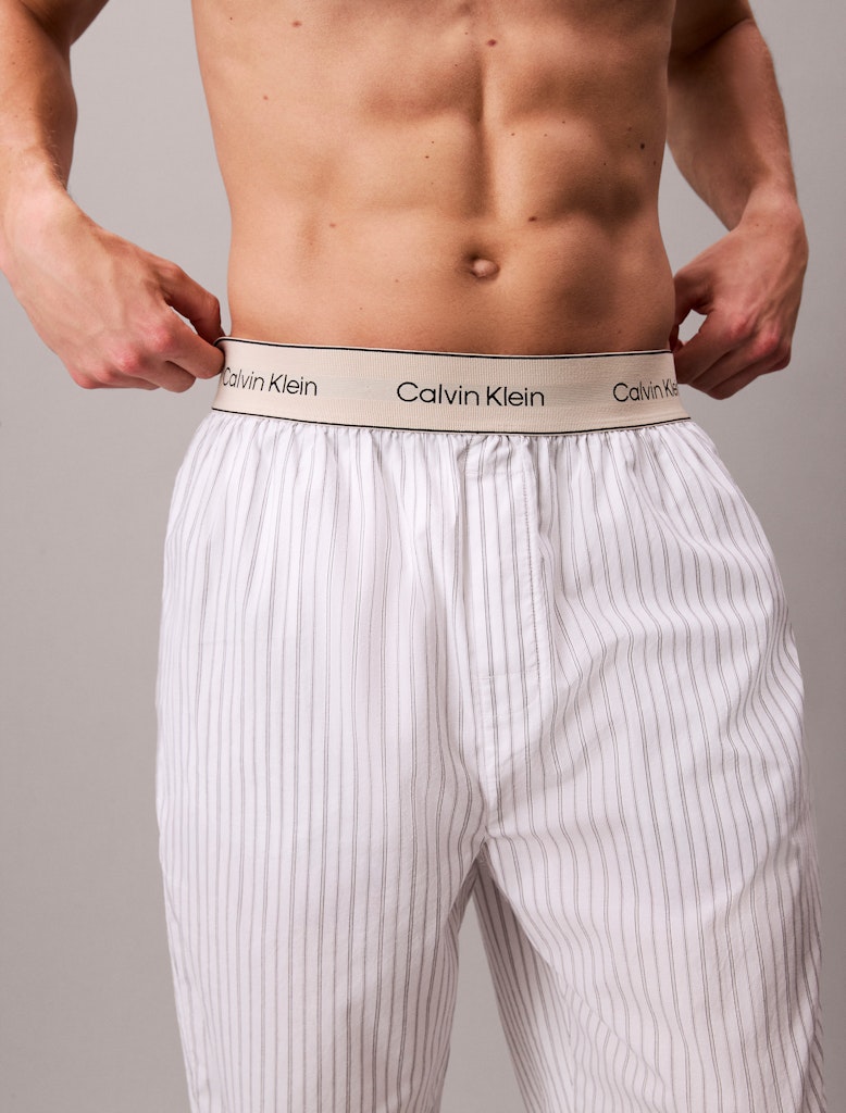 calvin-klein-miesten-pyjamahousut-sleep-pant-cotton-poplin-raidallinen-valkoinen-3