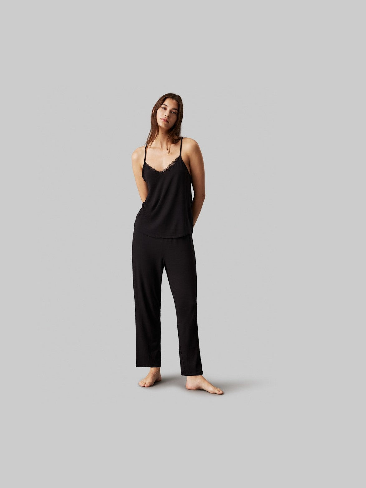 calvin-klein-naisten-alustoppi-ck-camisole-top-modal-musta-1