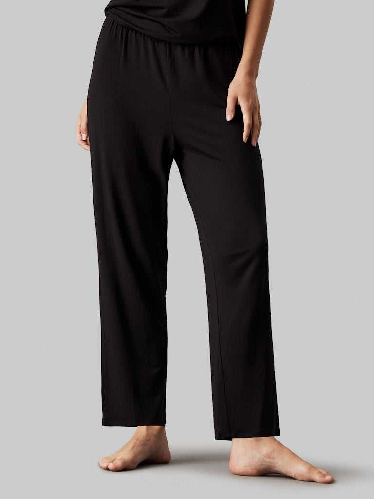calvin-klein-naisten-pyjamahousut-ck-pant-modal-musta-3