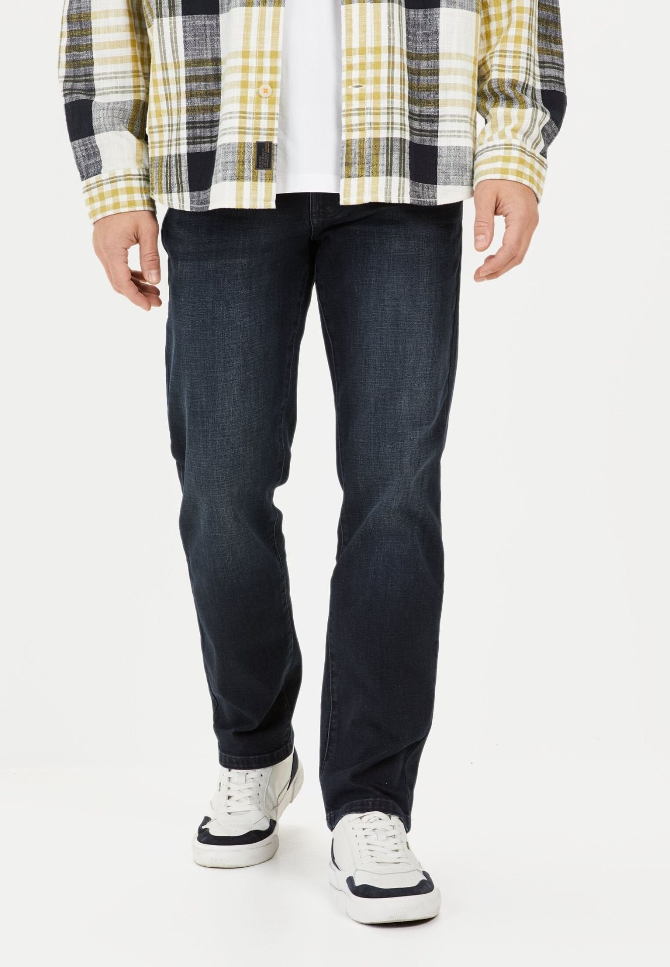 camel-active-miesten-farkut-woodstock-relaxed-fit-nos-jeans-dk-blue-indigo-1